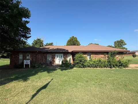 209 Marshall Drive, Chandler, OK 74834