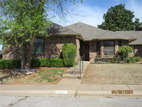 121 Woodbridge Circle, Edmond, OK 73012