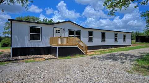 109 Pima Drive, Nocona, TX 76255