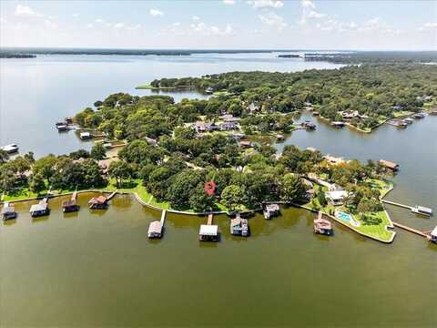 108 Carribean Circle, Mabank, TX 75156