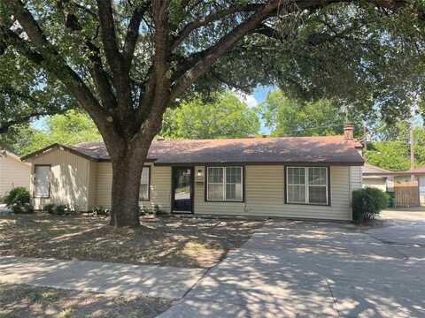 3509 Glenda Street, Haltom City, TX 76117
