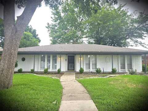 1304 Oakhill Drive, Plano, TX 75075