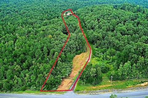 19380 Clarkrange Hwy, Monterey, TN 38574