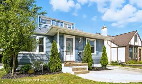 217 Briarhurst Dr, Tonawanda, NY 14150