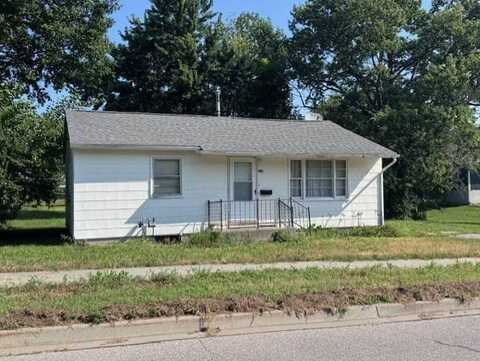 609 E Prospect St, Cameron, MO 64429