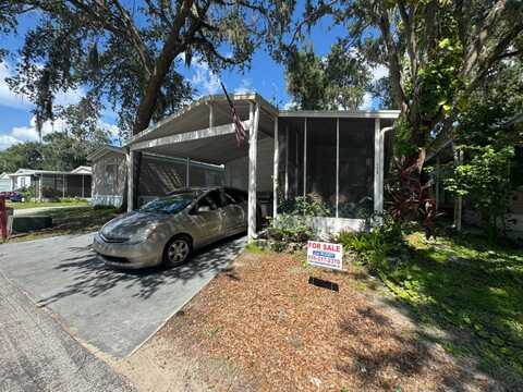 4033 Canary Palm Circle, Plant City, FL 33566