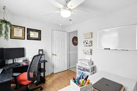 6968 Winona Ave, Saint Louis, MO 63109