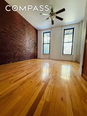 476 7th Avenue, Brooklyn, NY 11215