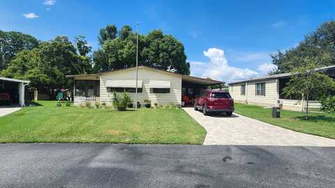 1661 Walking Horse Dr, Lakeland, FL 33810