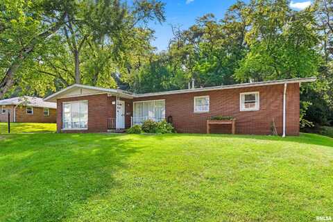 75 GROVE Place, Pekin, IL 61554