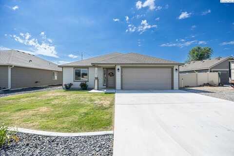 1141 Annajean Ave., Benton City, WA 99320