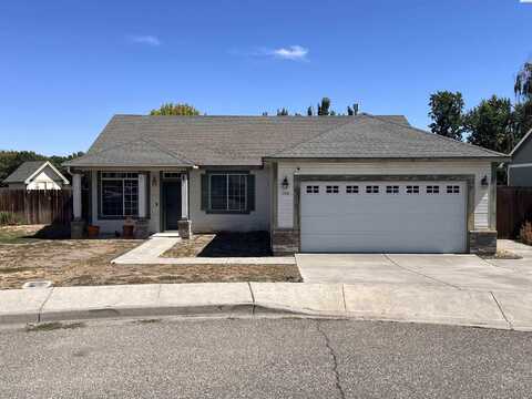 708 N Nevada Ct, Kennewick, WA 99336