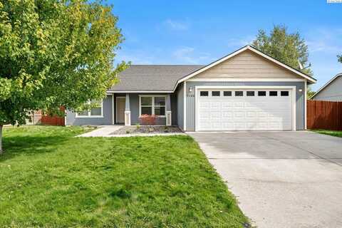 5106 Chris St, West Richland, WA 99353