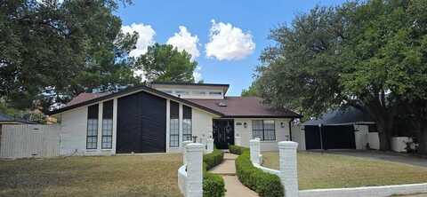 4505 Westminister Dr, Midland, TX 79707