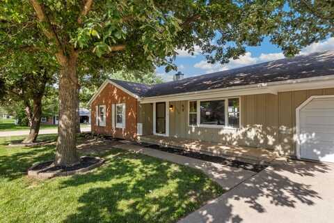 1230 Brigadoon, DIXON, IL 61021