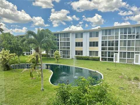 5985 Del Lago Cir, Sunrise, FL 33313