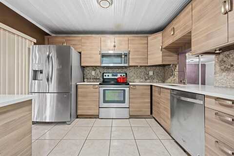 4902 NW 82nd Ave, Fort Lauderdale, FL 33351