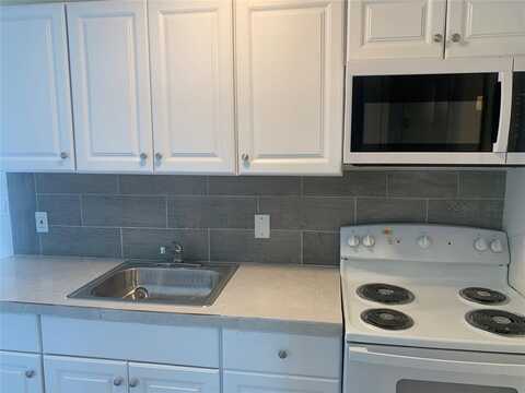 2035 Jefferson St, Hollywood, FL 33020