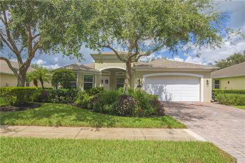 4236 Abington Woods Circle, Vero Beach, FL 32967