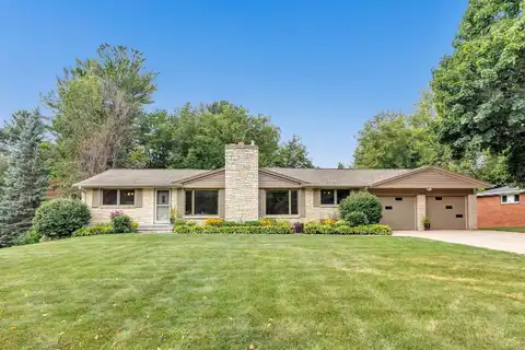 727 MT MARY Drive, GREEN BAY, WI 54311