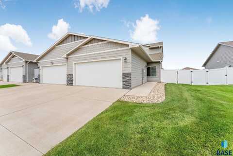 9010 W Wisdom Pl, Sioux Falls, SD 57106