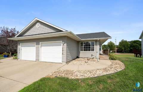 4818 S Equity Dr, Sioux Falls, SD 57106