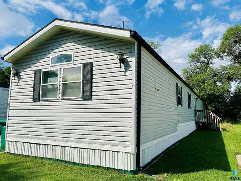 603 N Tonya Pl, Sioux Falls, SD 57107