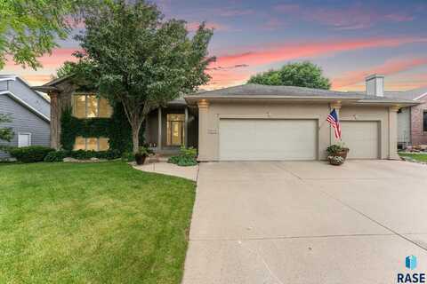 3005 W Brandy Wine St, Sioux Falls, SD 57108