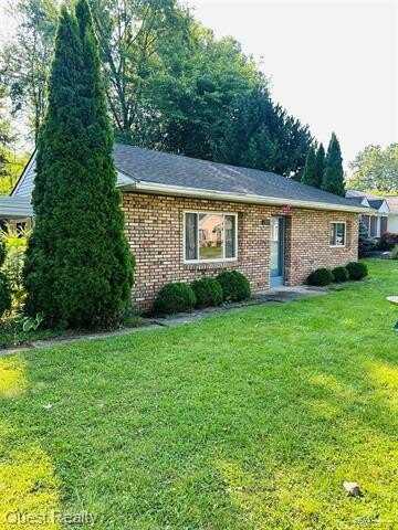 2889 Alexander Avenue, Rochester Hills, MI 48309