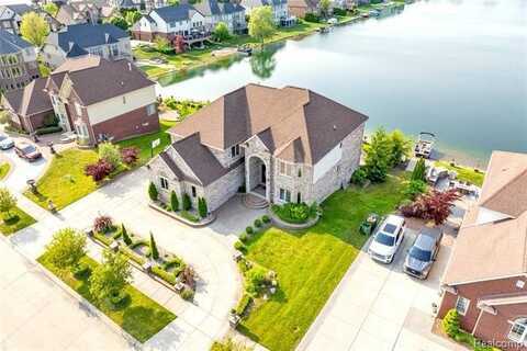 4303 S Spring Lake Lane, Shelby, MI 48316