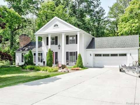 3429 North Road, Clyde, MI 48049