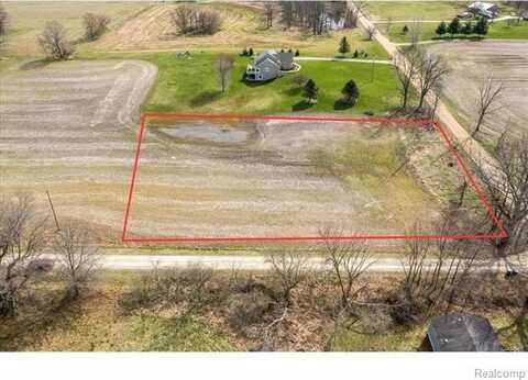 N Schrepfer Road, Howell, MI 48855