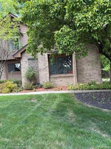 6422 Richard Run, West Bloomfield, MI 48322