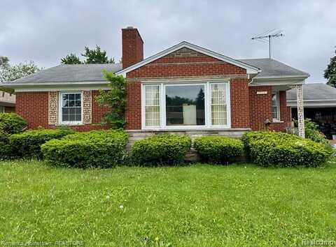 17314 Collinson Avenue, Eastpointe, MI 48021