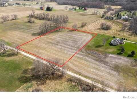 L Schrepfer Road, Howell, MI 48855