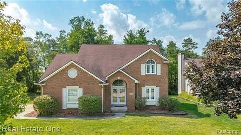 1468 Stauch Drive, West Bloomfield, MI 48324