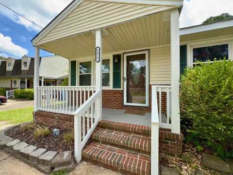 2017 Athens Court, Chesapeake, VA 23323