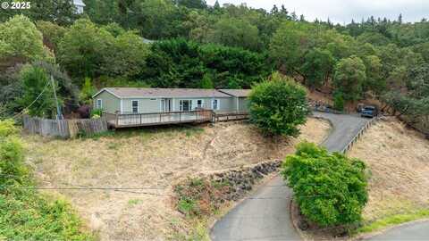 769 SE FISHER DR, Roseburg, OR 97470