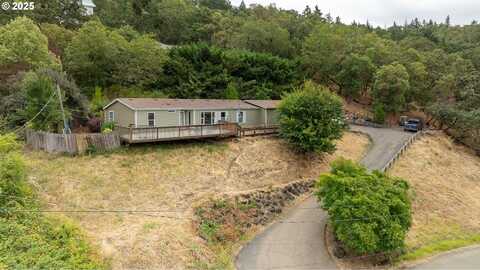 769 SE FISHER DR, Roseburg, OR 97470
