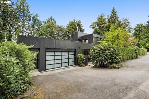 4191 SW GREENLEAF DR, Portland, OR 97221