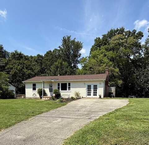 1040 Scuffling Hill RD, Rocky Mount, VA 24151