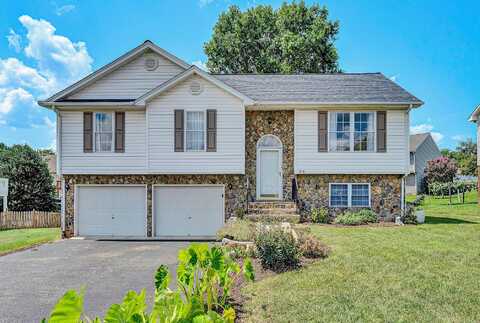916 Slusser LN, Roanoke, VA 24019