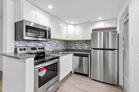 2191 NE 1st Court, Boynton Beach, FL 33435