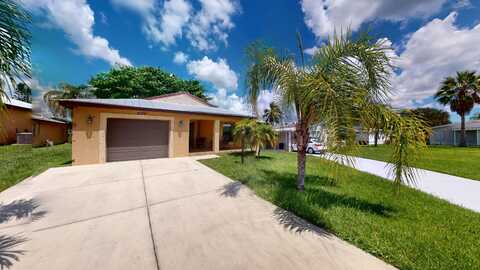 6572 Zapote Court, Fort Pierce, FL 34951