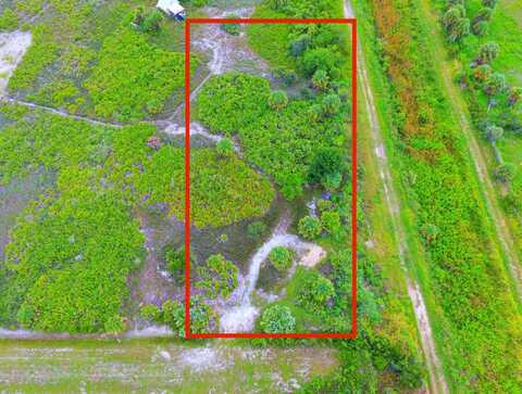 21594 NW 282nd Street, Okeechobee, FL 34972