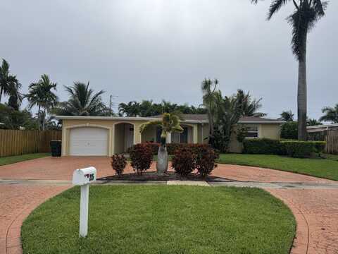 2250 NE 4th Court, Boca Raton, FL 33431