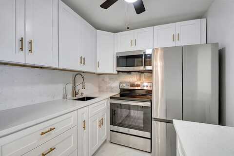 326 Camden N, West Palm Beach, FL 33417