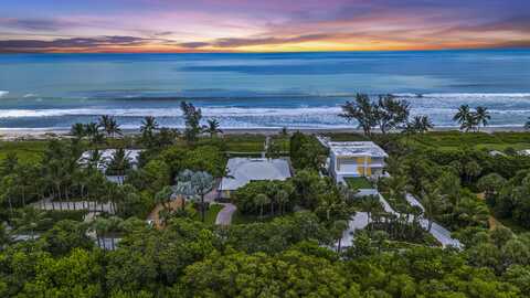 77 N Beach Road, Jupiter Island, FL 33455