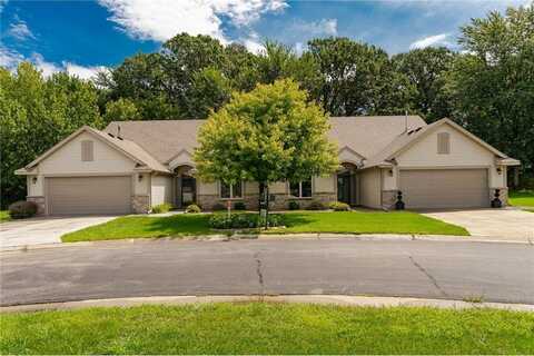 4702 Wintergreen Lane NW, Rochester, MN 55901