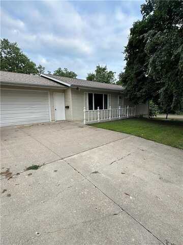 401 N Halvorson Street, Redwood Falls, MN 56283